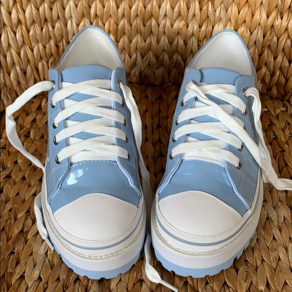 NIB 💙 Sugar Thrillz Patent Platform Sneakers - Picture 3 of 8